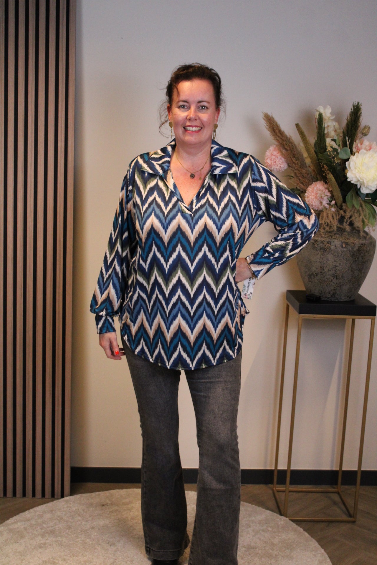 Sietske | Blaue Bluse mit Kragen 38 bis 48