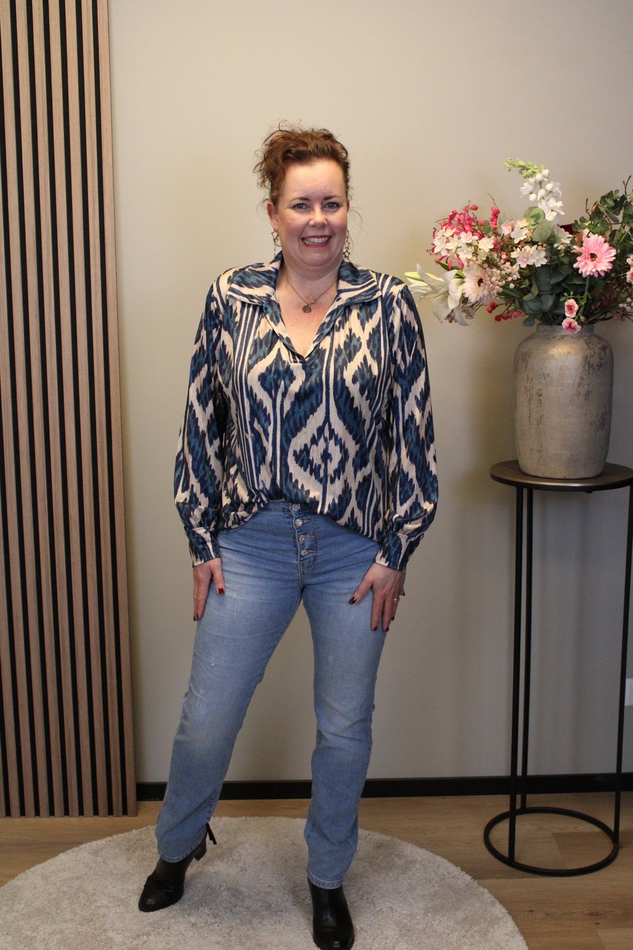 Verona | Bluse mit Kragen blau 48 bis 52