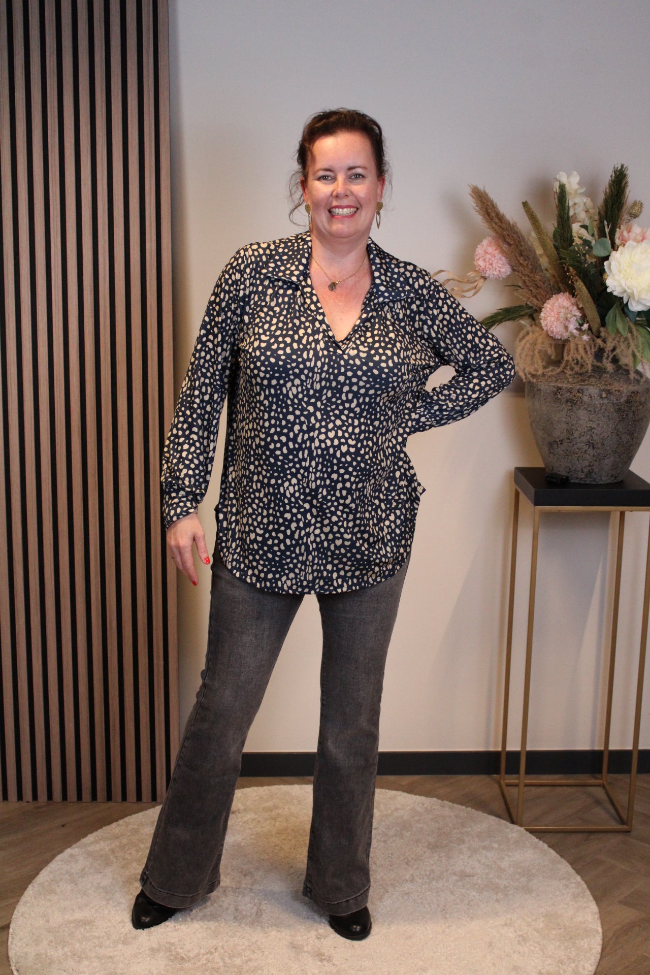 Fatima | Blaue Bluse mit Kragen 38 bis 48