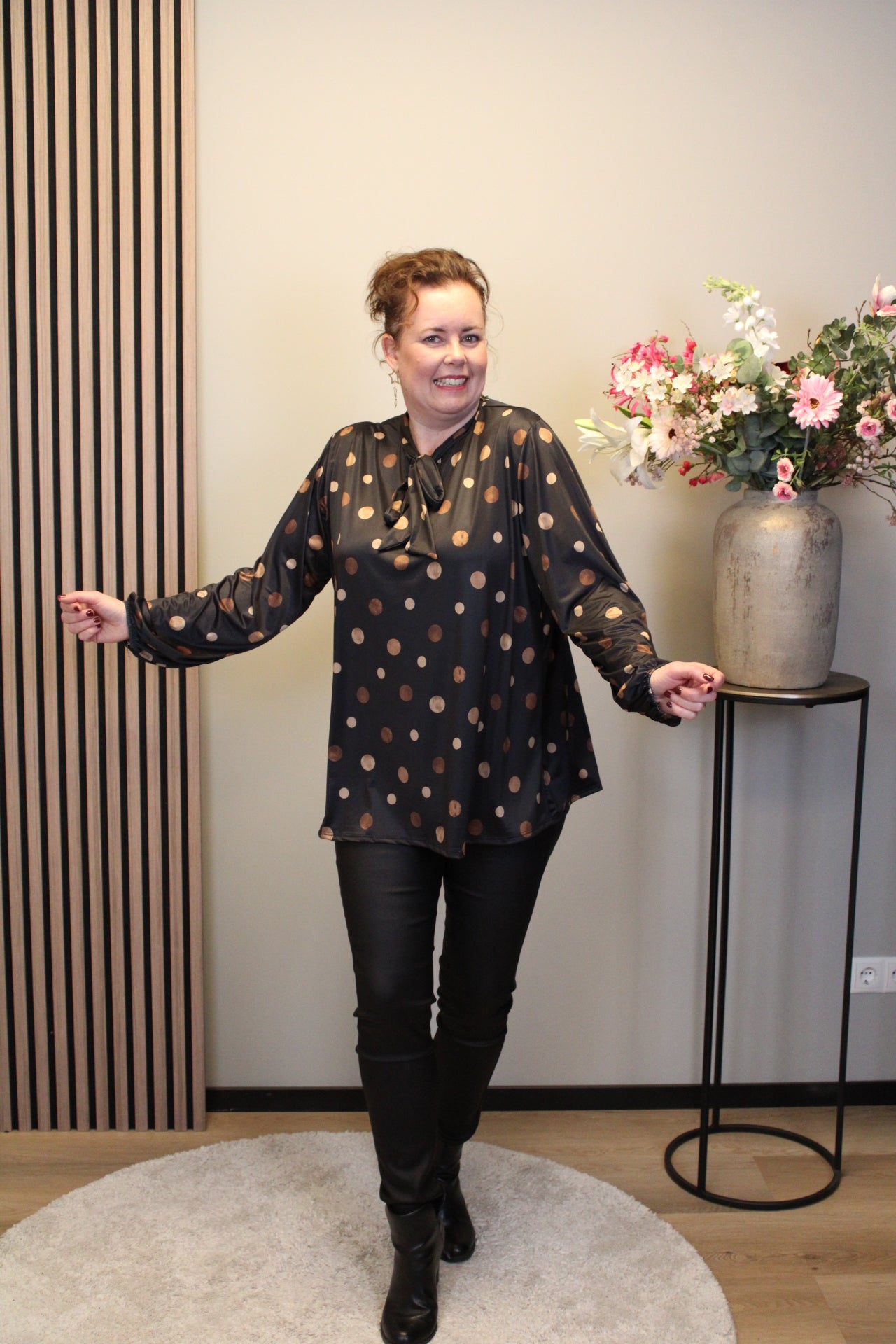 Dora | Bluse schwarz Langarm 52 bis 58