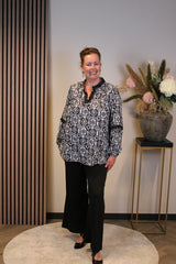 Dora | Bluse schwarz Langarm 52 bis 58