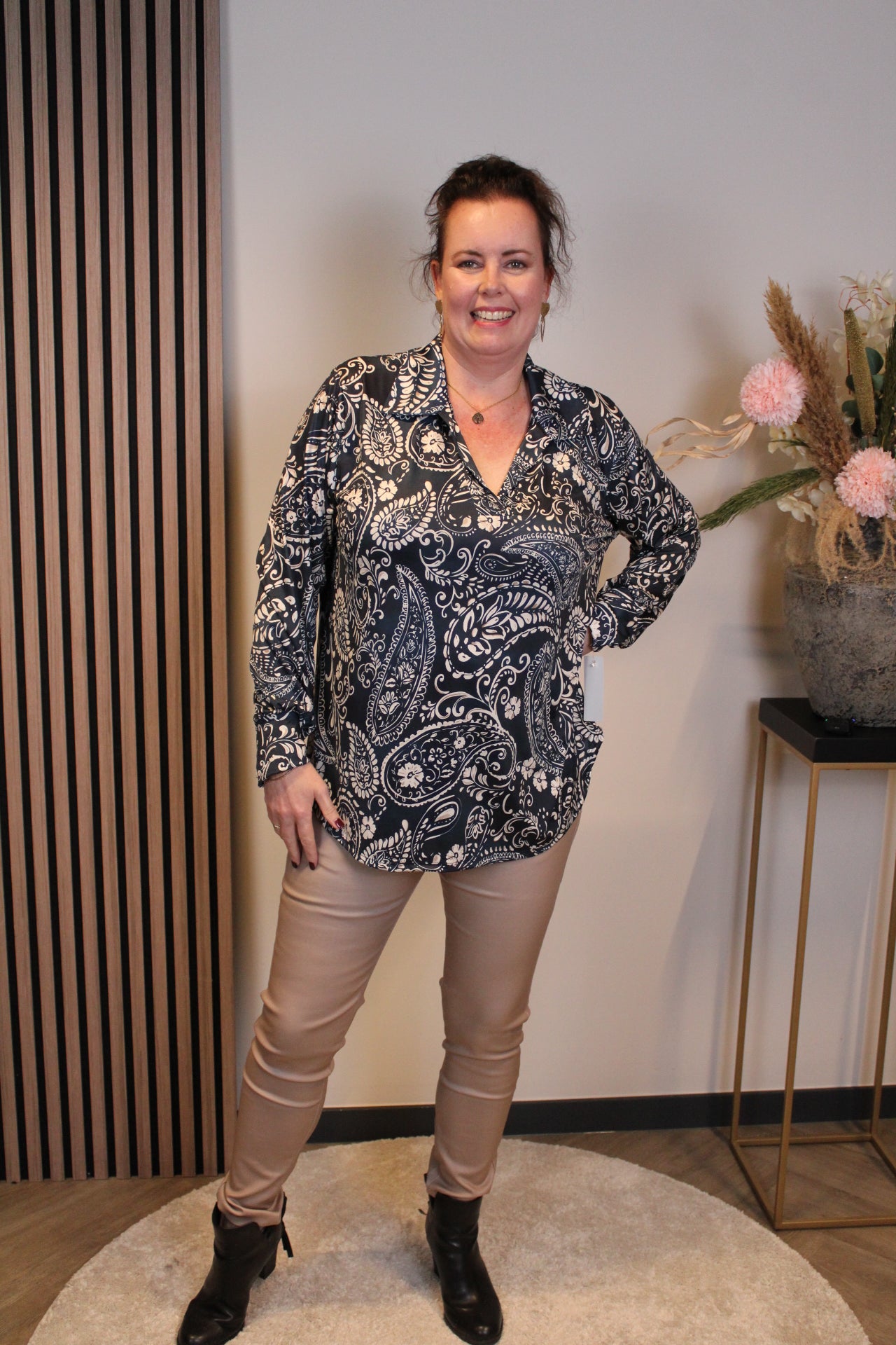 Verona | Bluse mit Kragen blau 48 bis 52