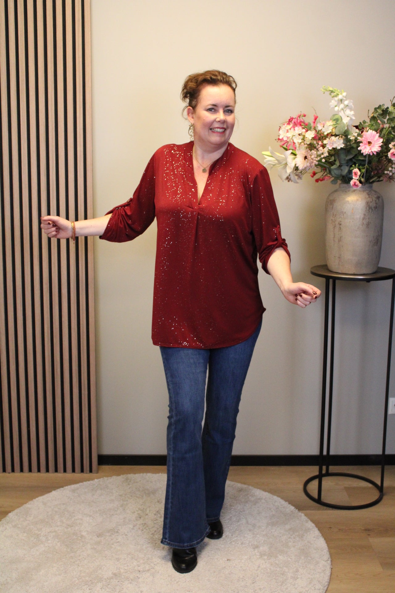 Sara | Schwarze Bluse mit Kragen 38 bis 48