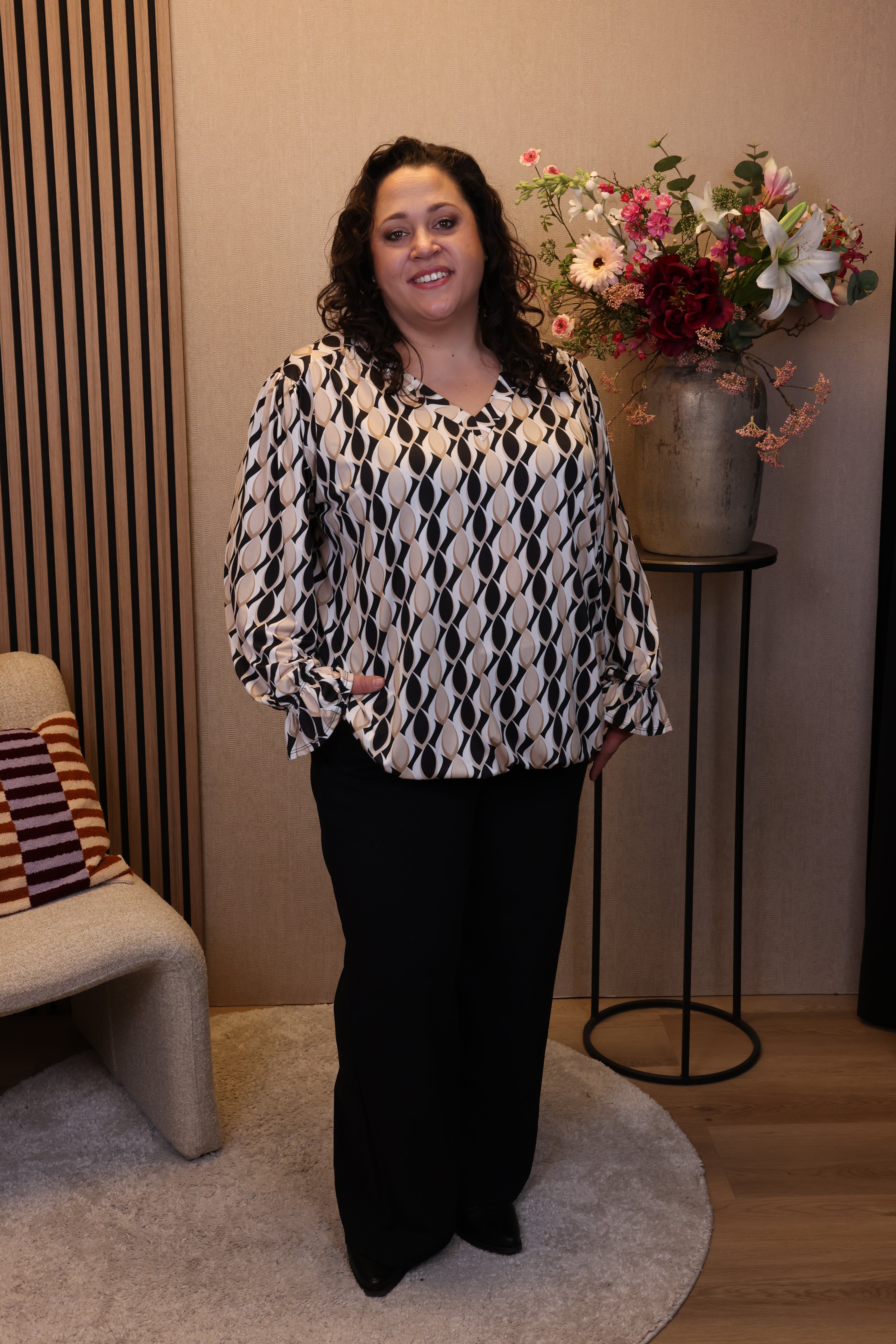 Dora | Bluse schwarz Langarm 52 bis 58