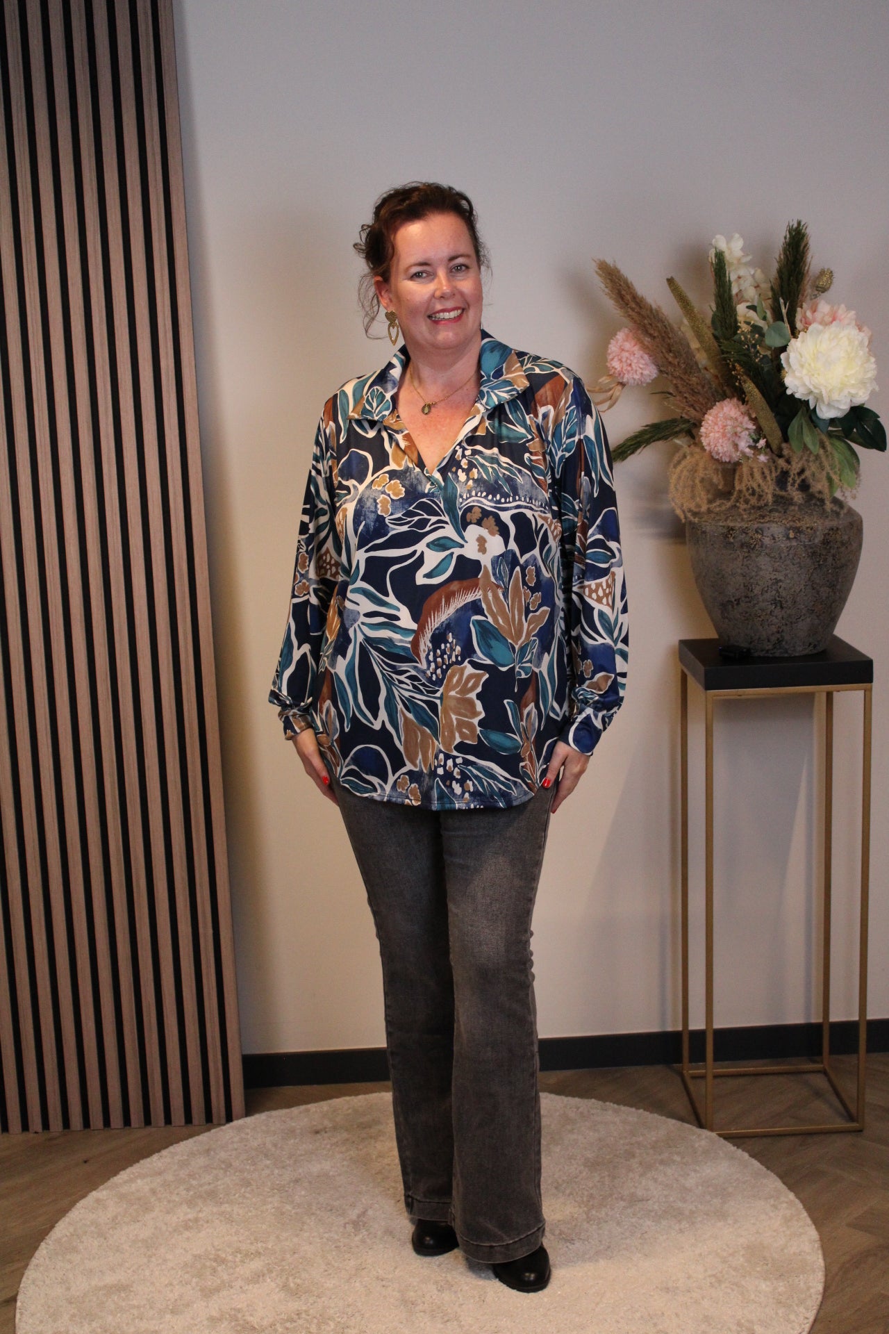 Ivanna | Blaue Bluse mit Kragen 38 bis 48