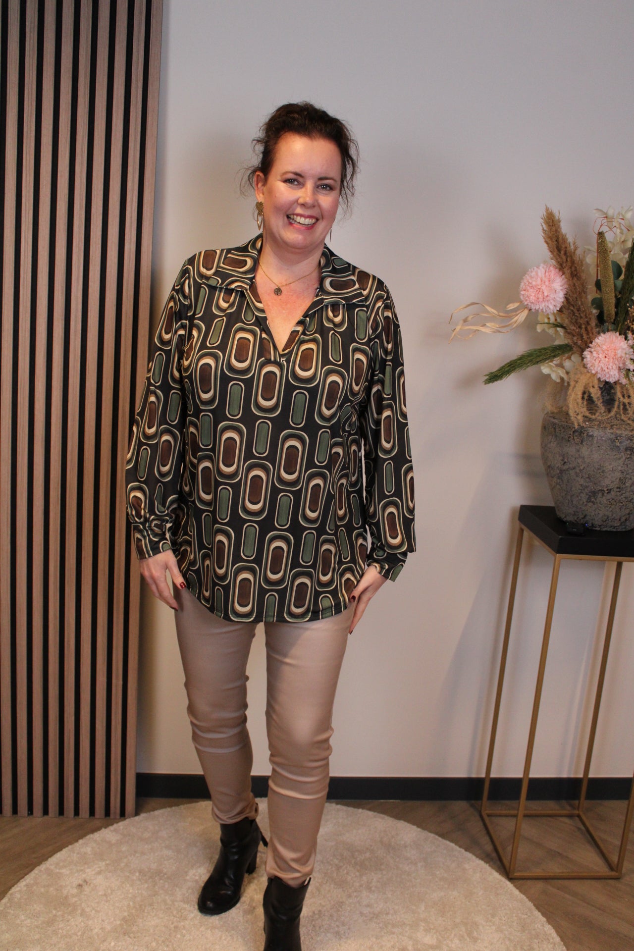 Mona | Bluse mit Kragen grün 48 bis 52