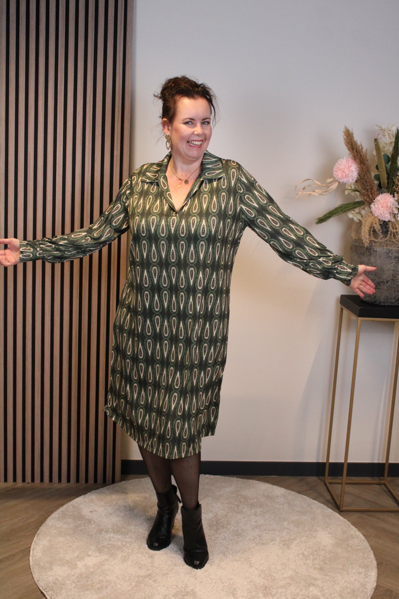 Christa | Grünes Kleid mit langen Ärmeln, Größe 38 bis 44