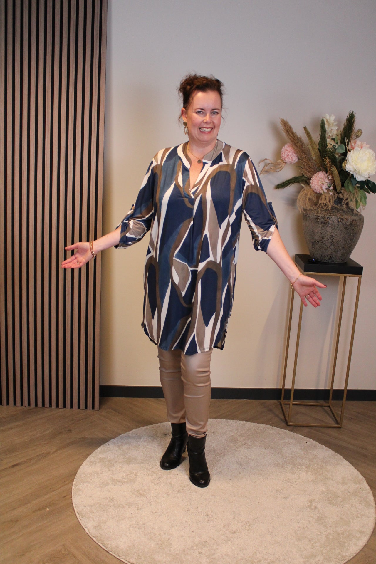 Lana | Blaue Bluse mit Kragen 38 bis 48