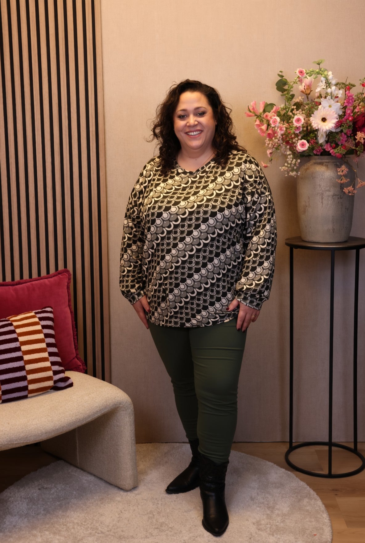 Dora | Bluse schwarz Langarm 52 bis 58