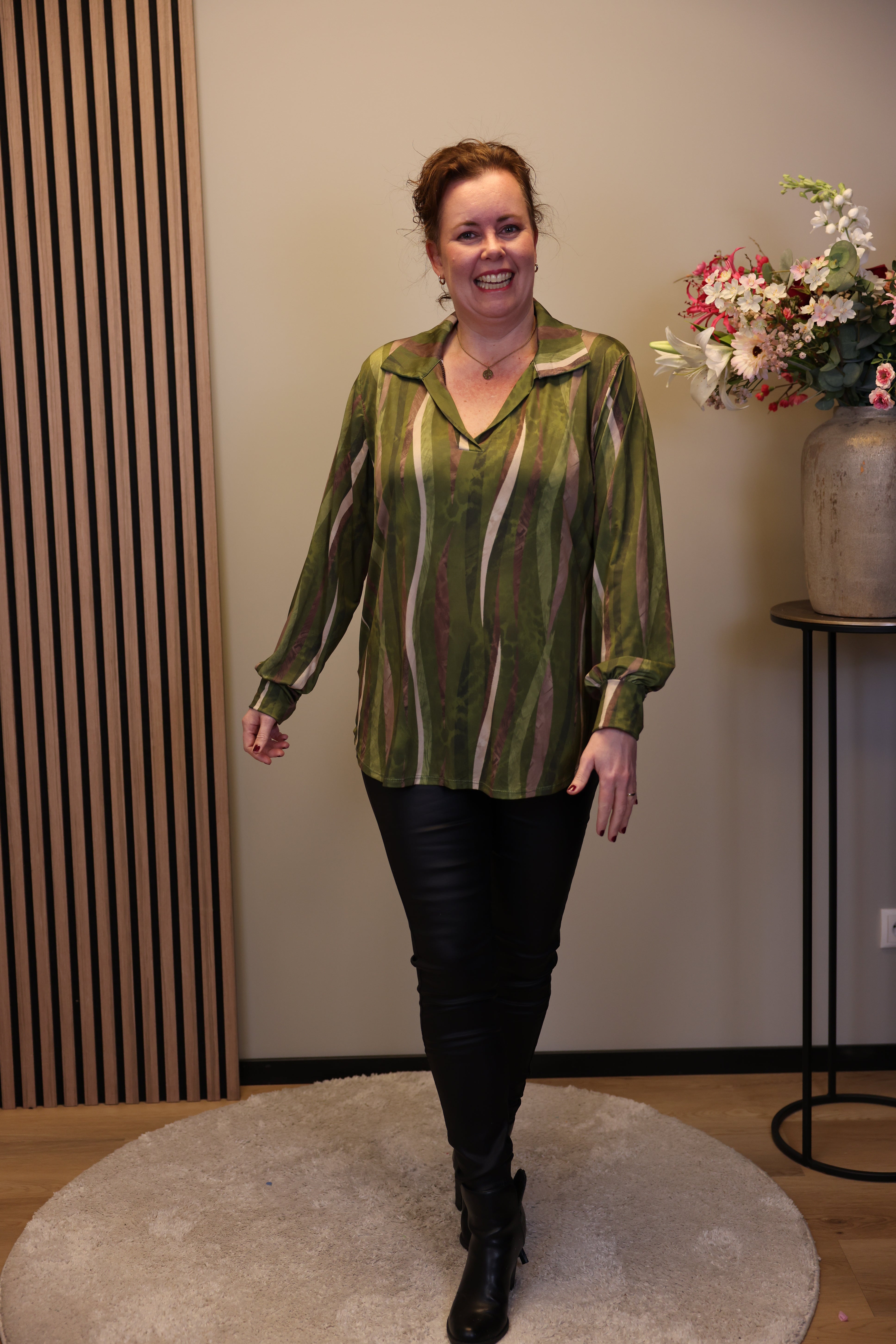 Dora | Bluse schwarz Langarm 52 bis 58
