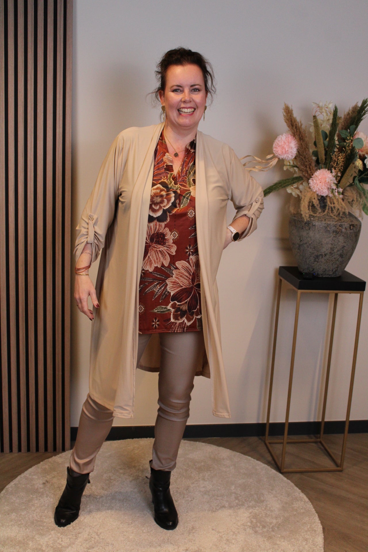 Evi | Dun vestje beige 48 t/m 52