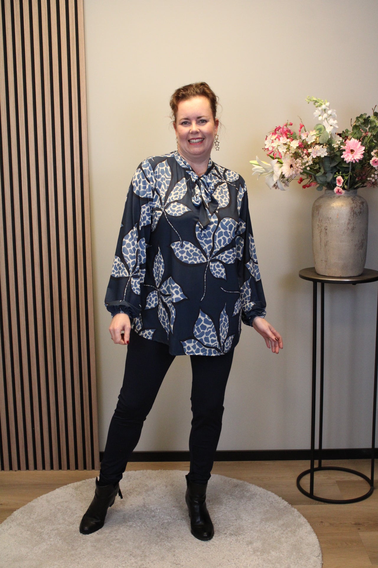 Dora | Bluse schwarz Langarm 52 bis 58