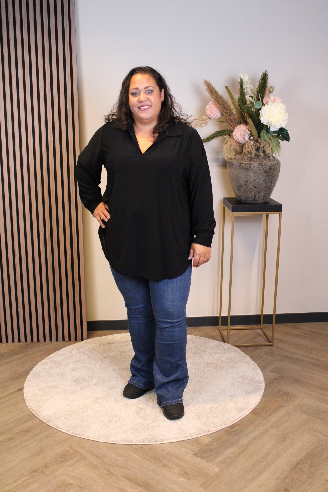 Sara | Bluse mit Kragen schwarz 48 bis 52