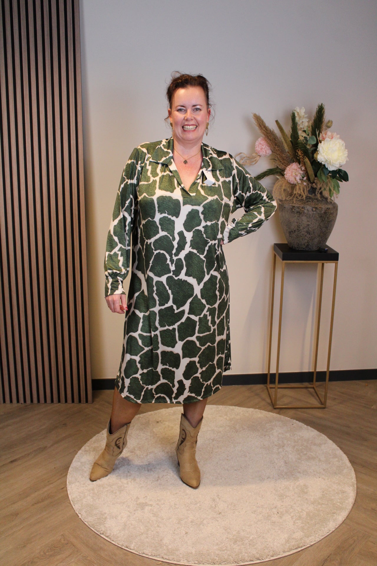 Christa | Grünes Kleid mit langen Ärmeln, Größe 38 bis 44