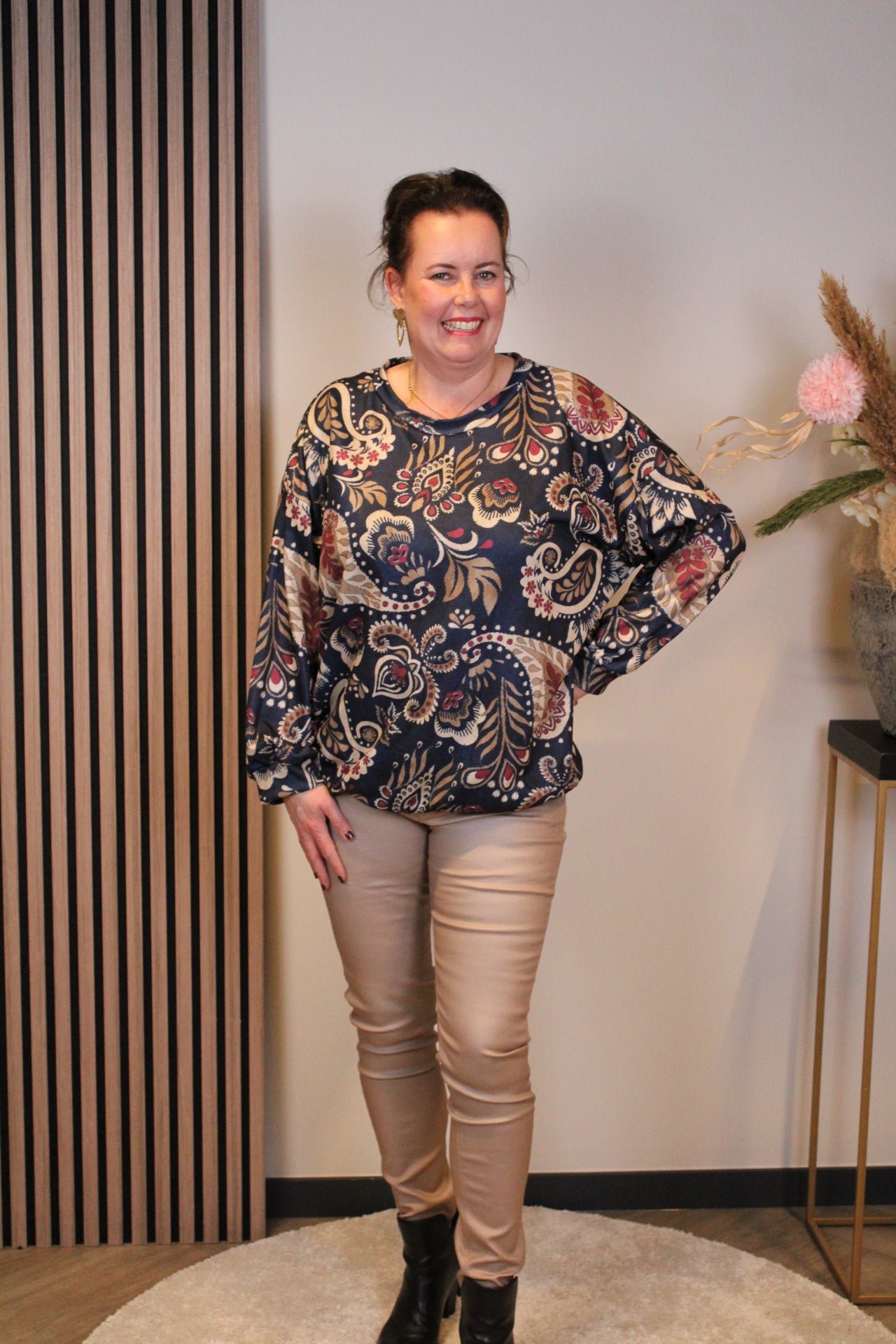 Dora | Bluse schwarz Langarm 52 bis 58