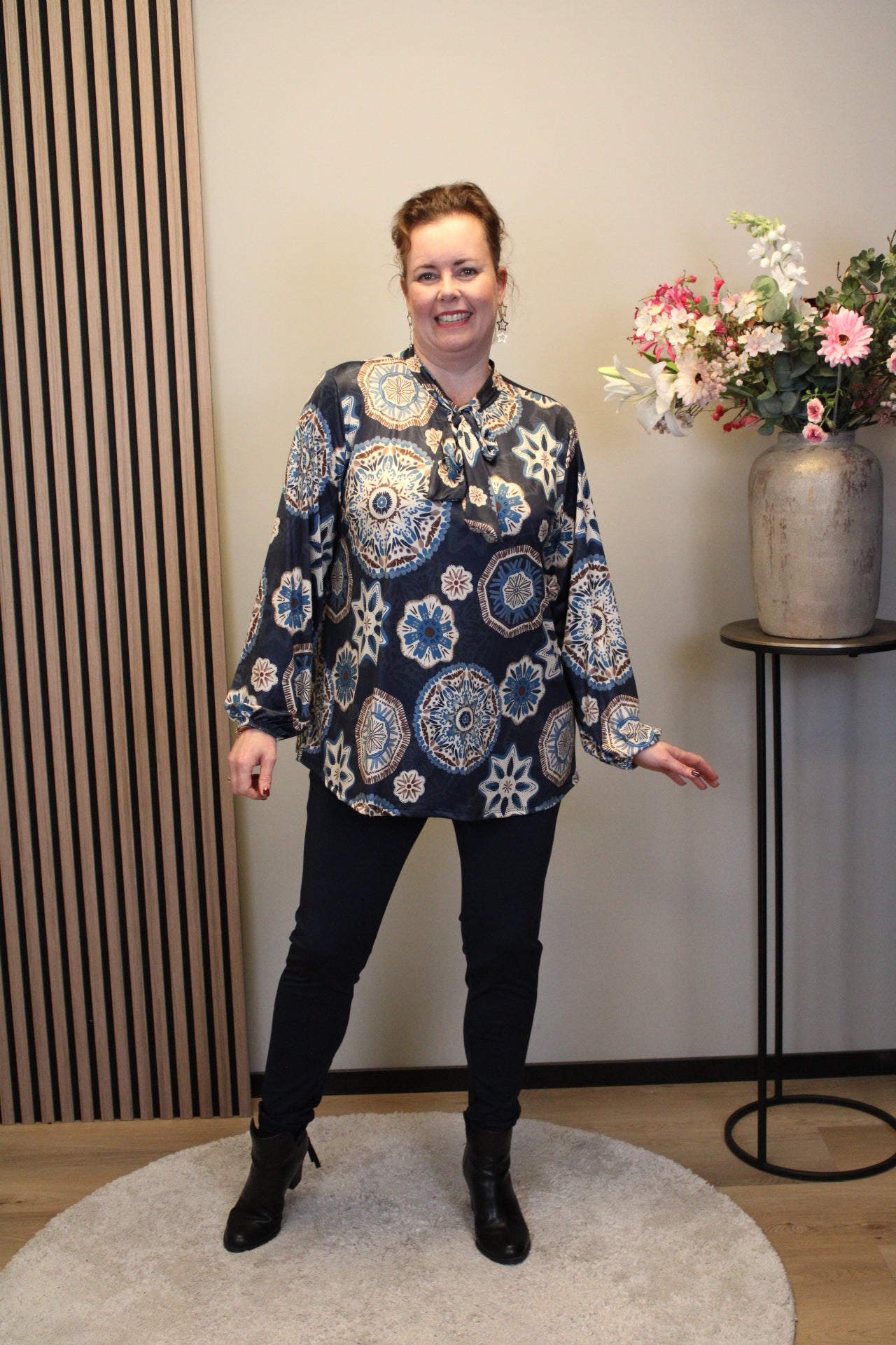 Dora | Bluse schwarz Langarm 52 bis 58