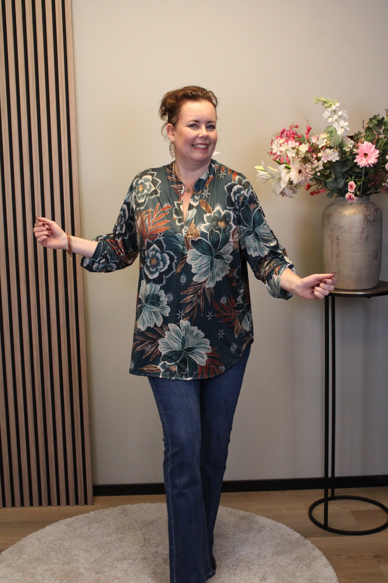 Margriet | Bluse blau lange Ärmel 48 bis 52