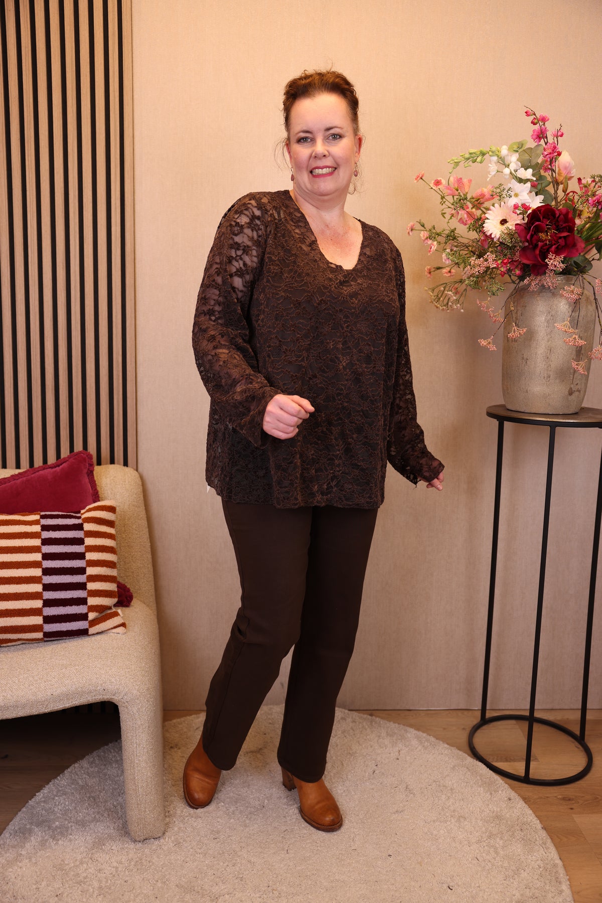 Nadine | Kanten top donker bruin 40 - 52