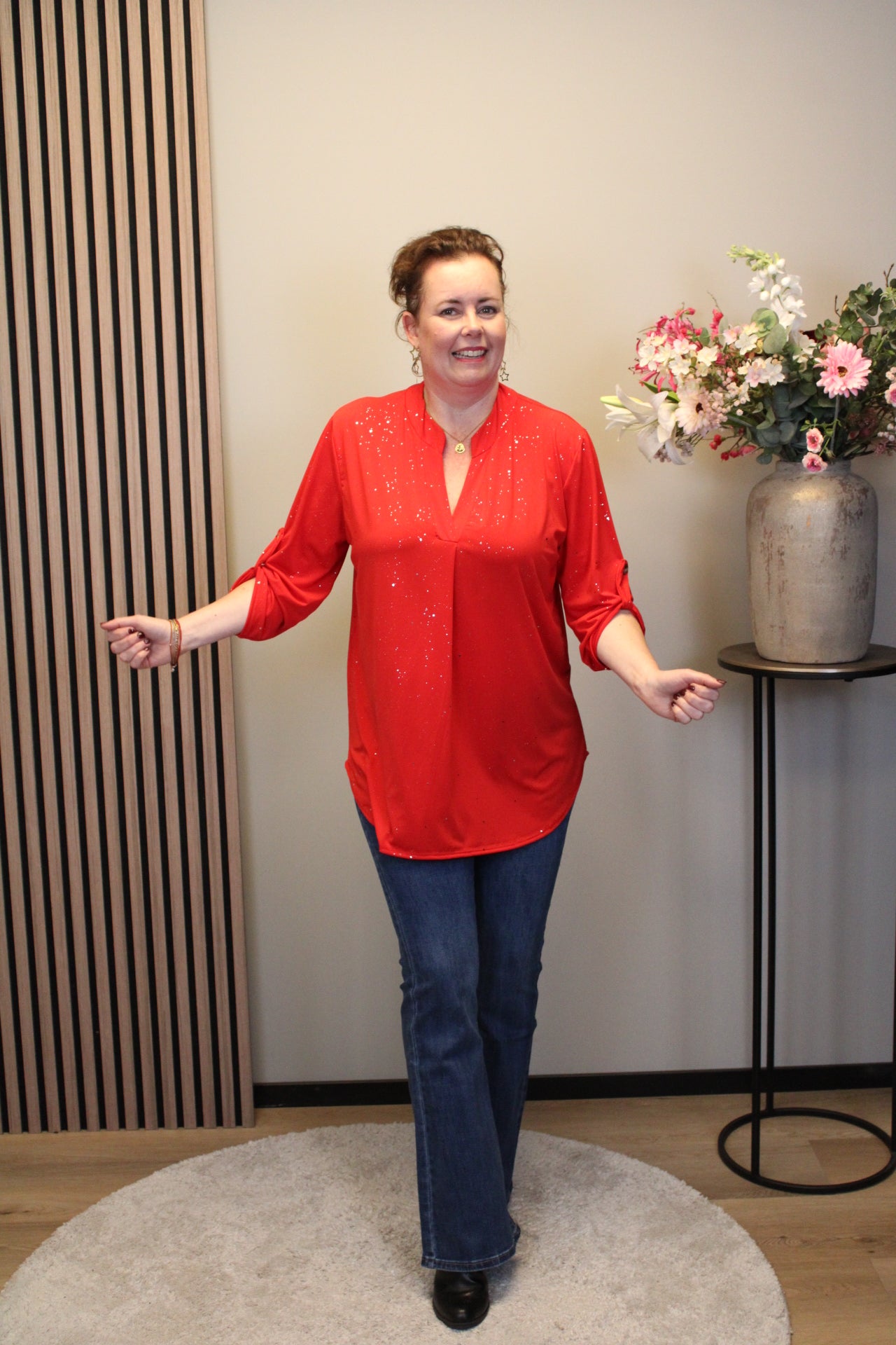 Sara | Schwarze Bluse mit Kragen 38 bis 48