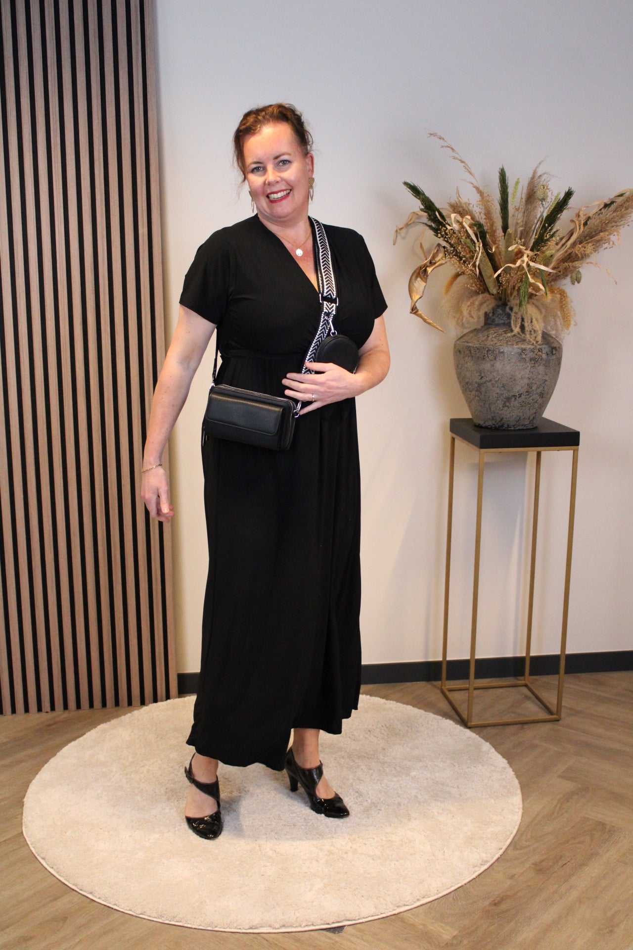 Mara | Schwarzes Kleid 38 bis 44