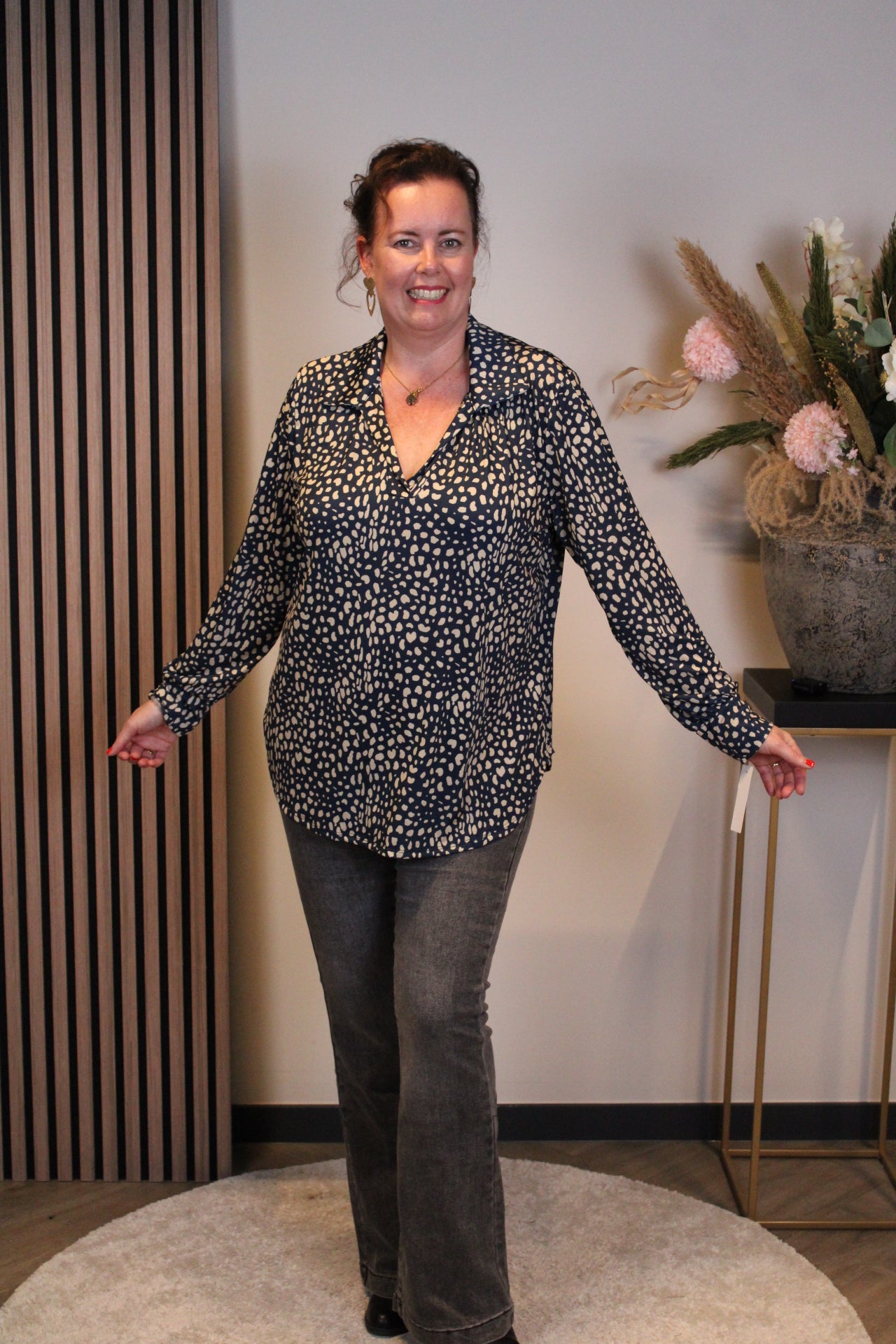 Fatima | Blaue Bluse mit Kragen 38 bis 48