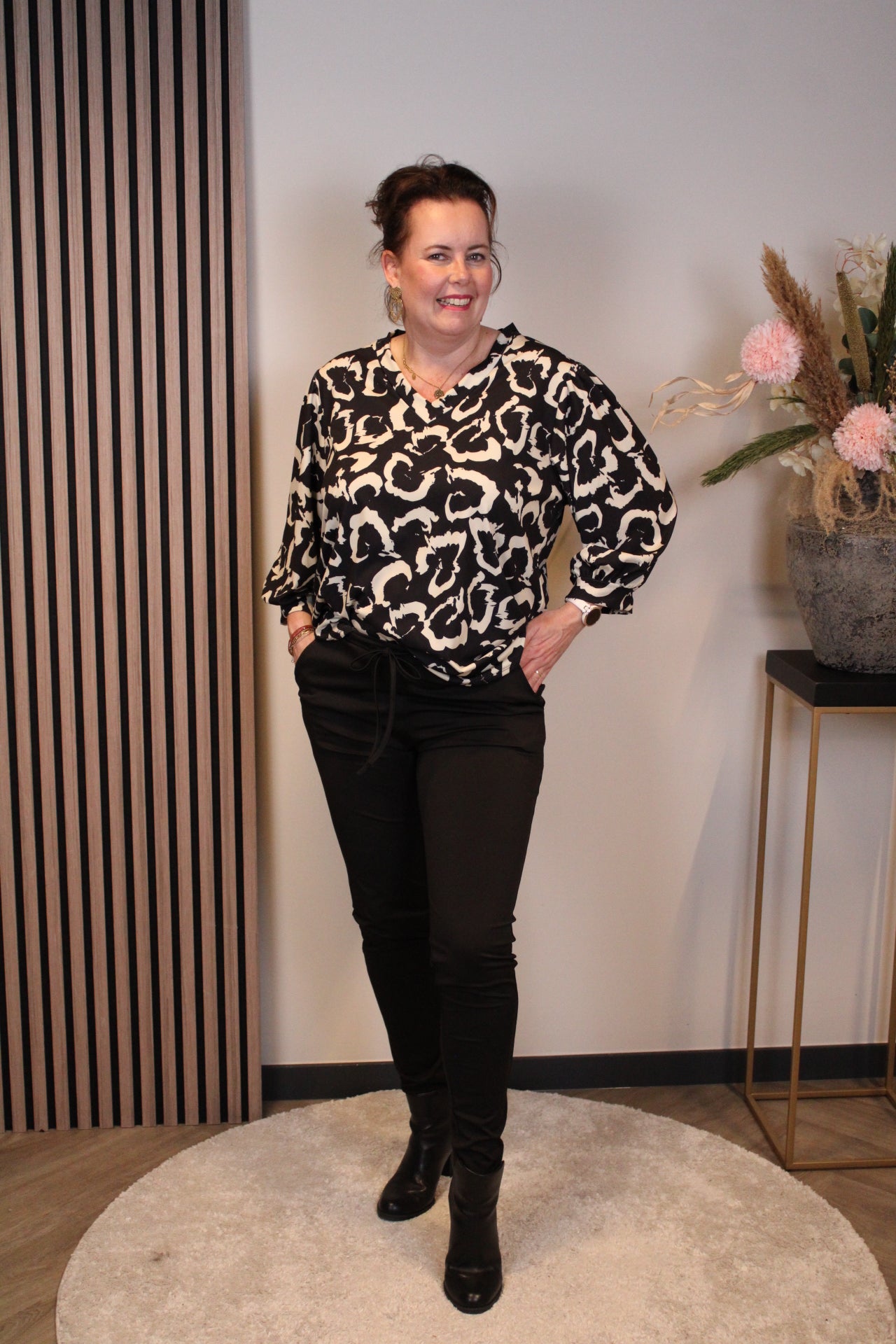 Dora | Bluse schwarz Langarm 52 bis 58