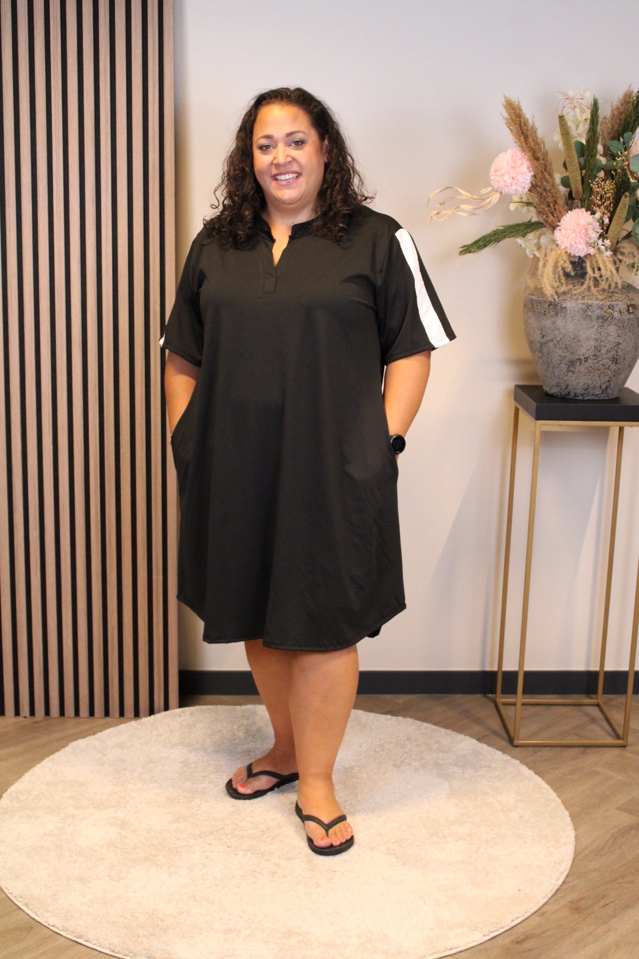 Yara | Schwarzes Kleid 40 bis 44