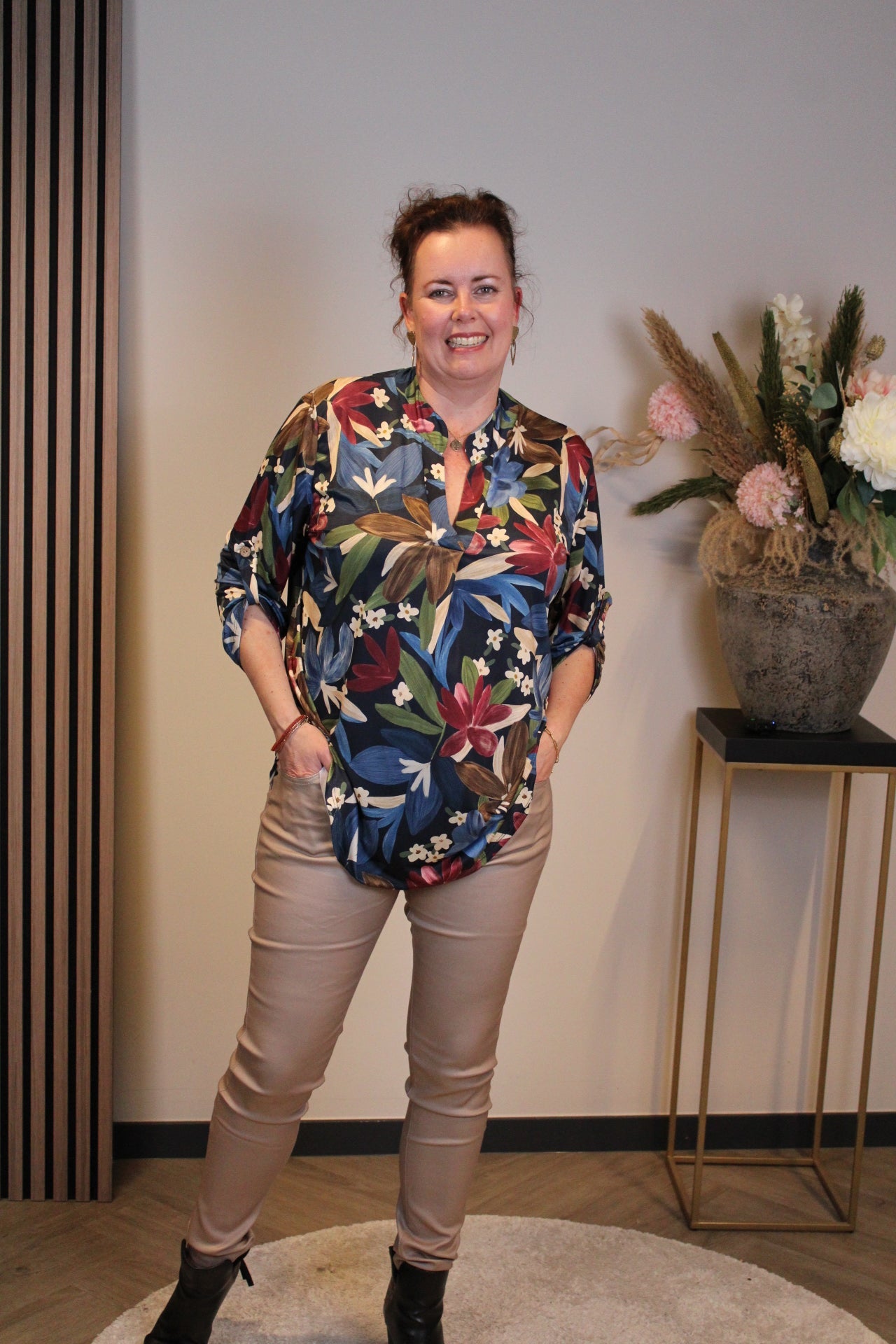 Margriet | Bluse blau lange Ärmel 48 bis 52