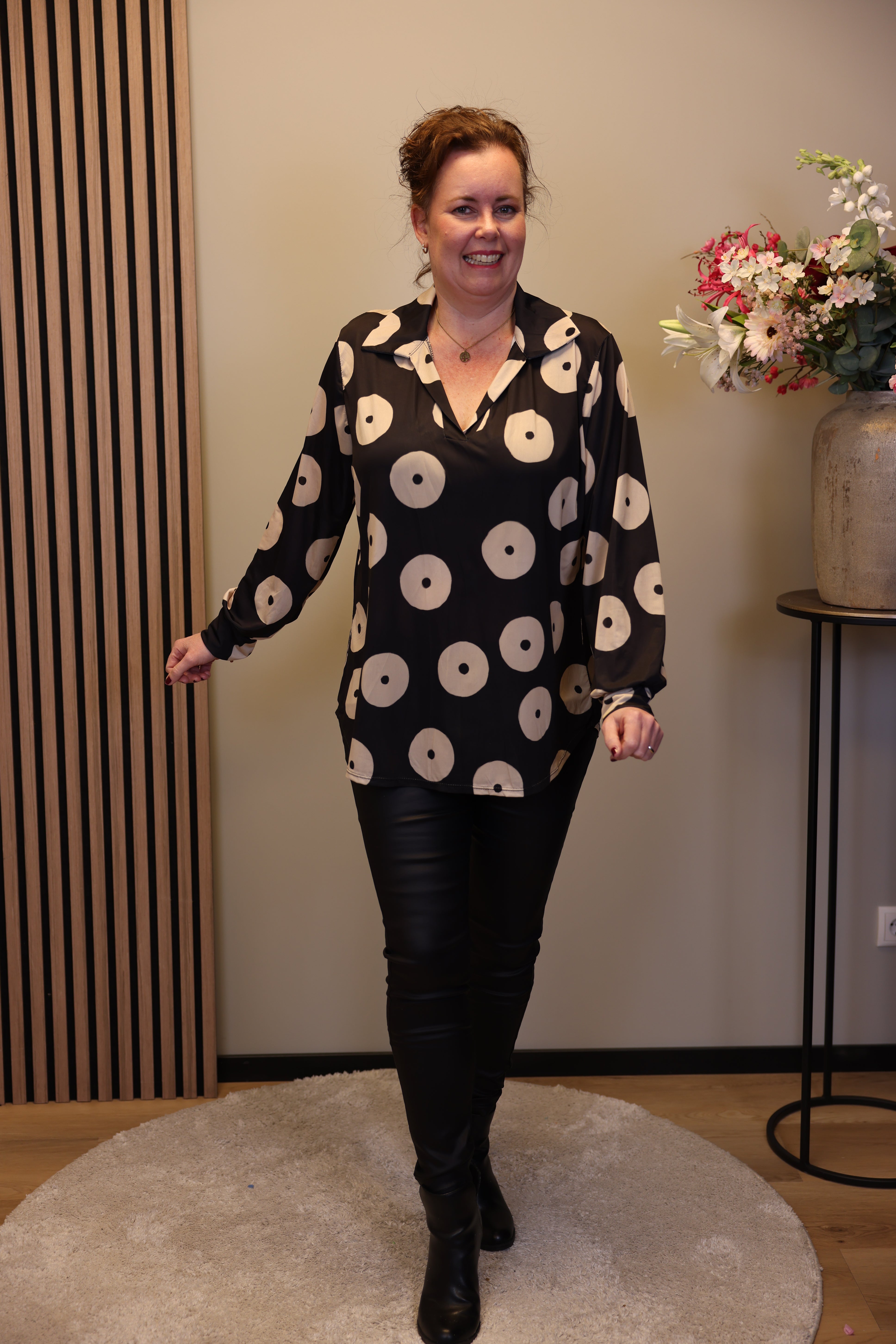 Lana | Blaue Bluse mit Kragen 38 bis 48