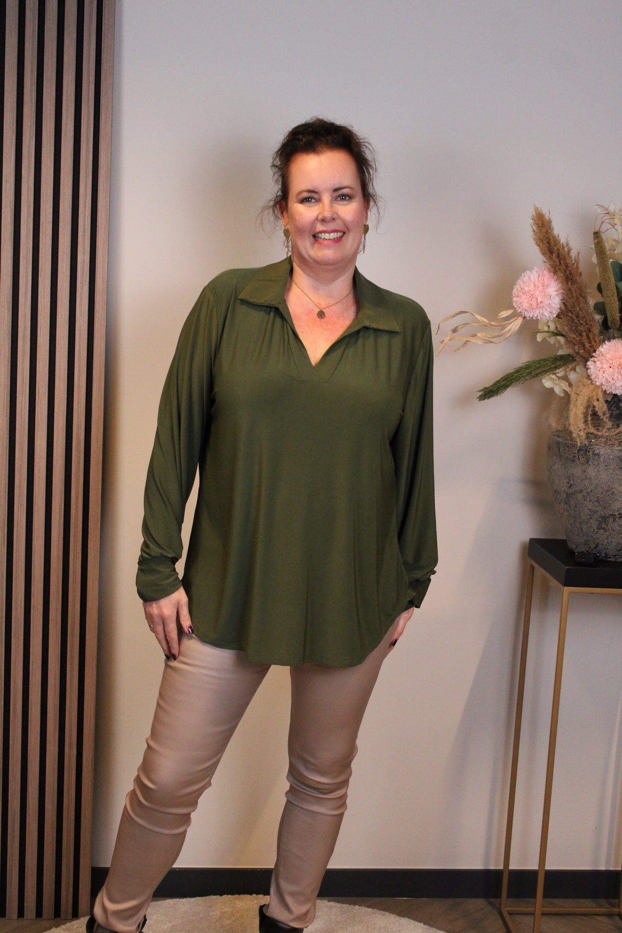 Sara | Bluse mit Kragen schwarz 48 bis 52