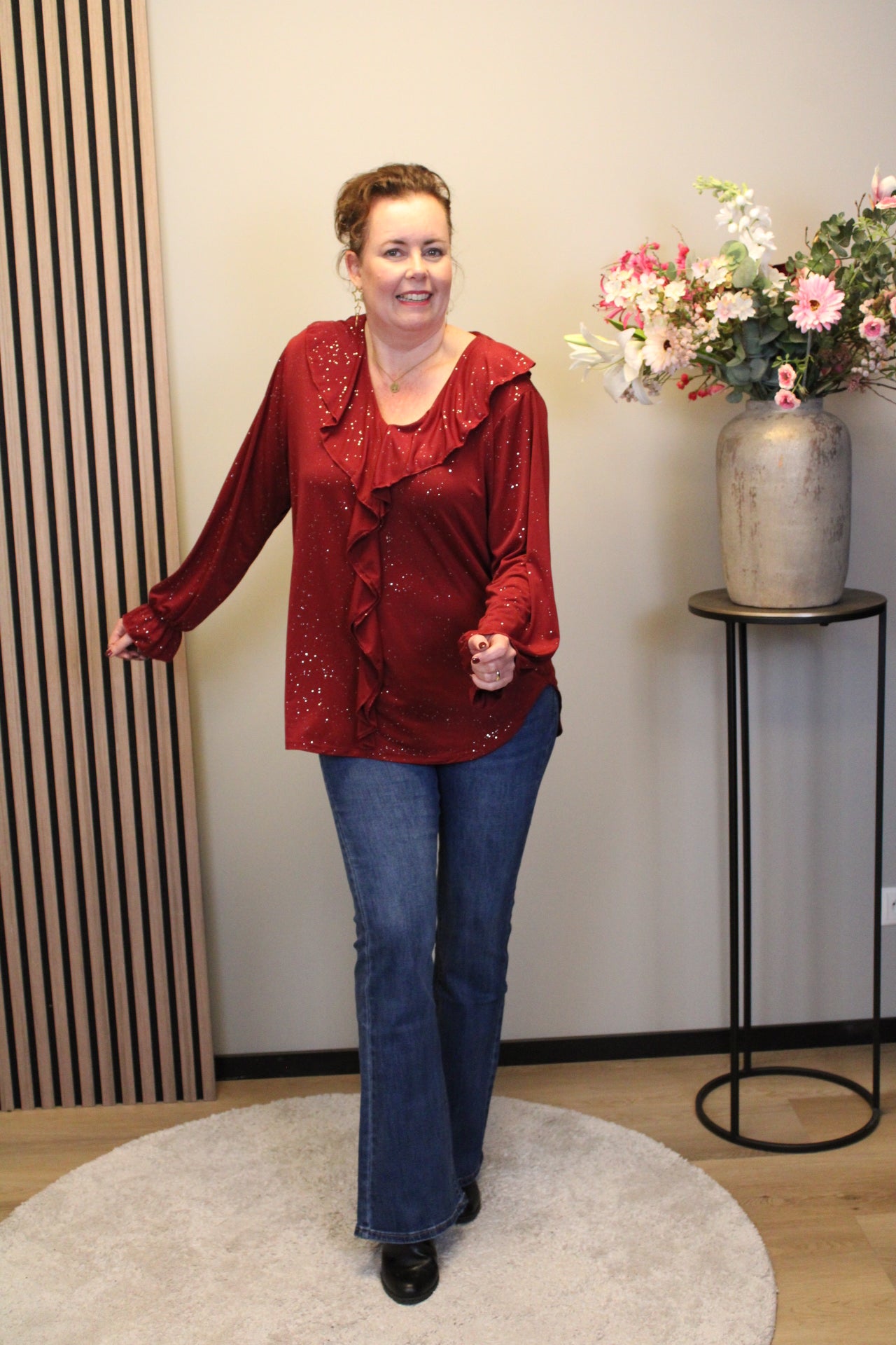 Sara | Schwarze Bluse mit Kragen 38 bis 48