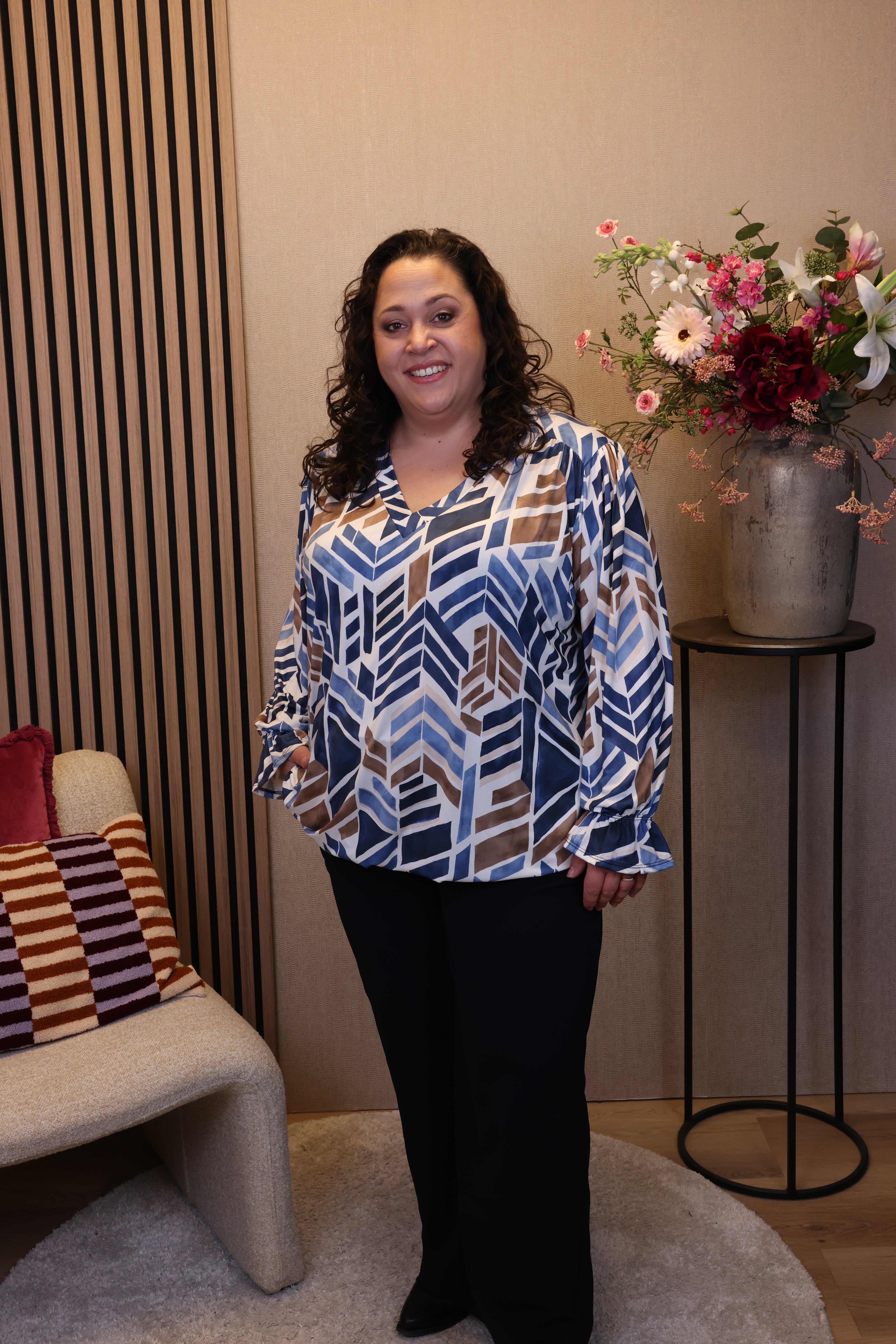 Dora | Bluse schwarz Langarm 52 bis 58