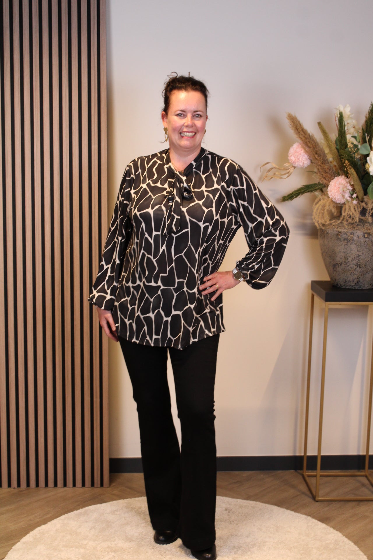 Dora | Bluse schwarz Langarm 52 bis 58