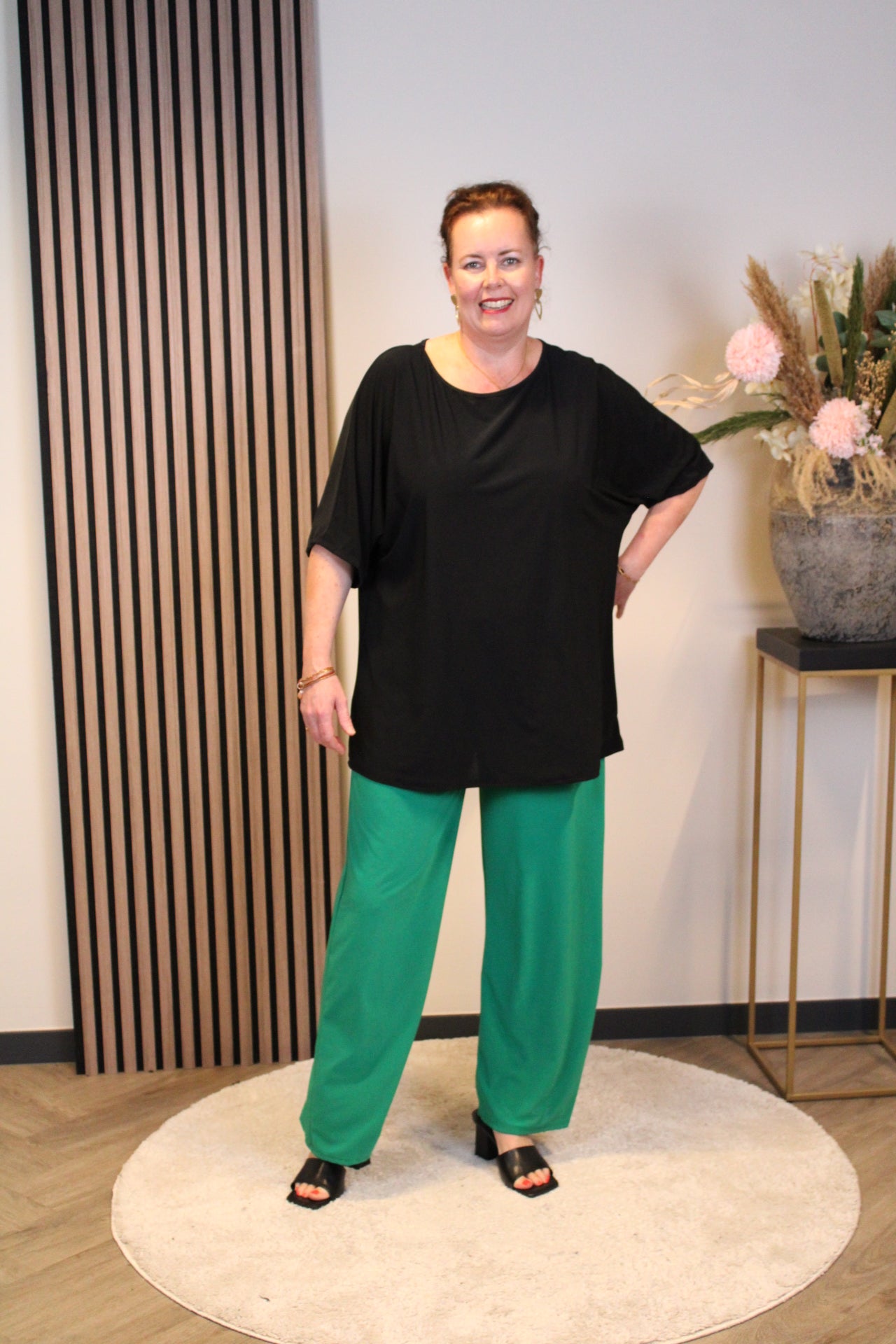 Ellen | Apfelgrüne Hose mit Taschen 38 bis 46