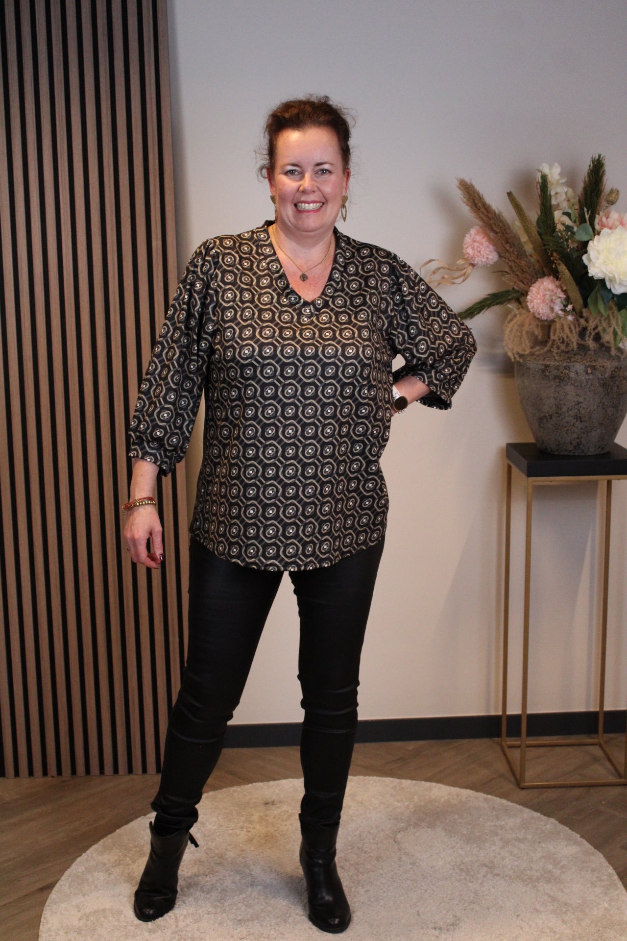 Dora | Bluse schwarz Langarm 52 bis 58