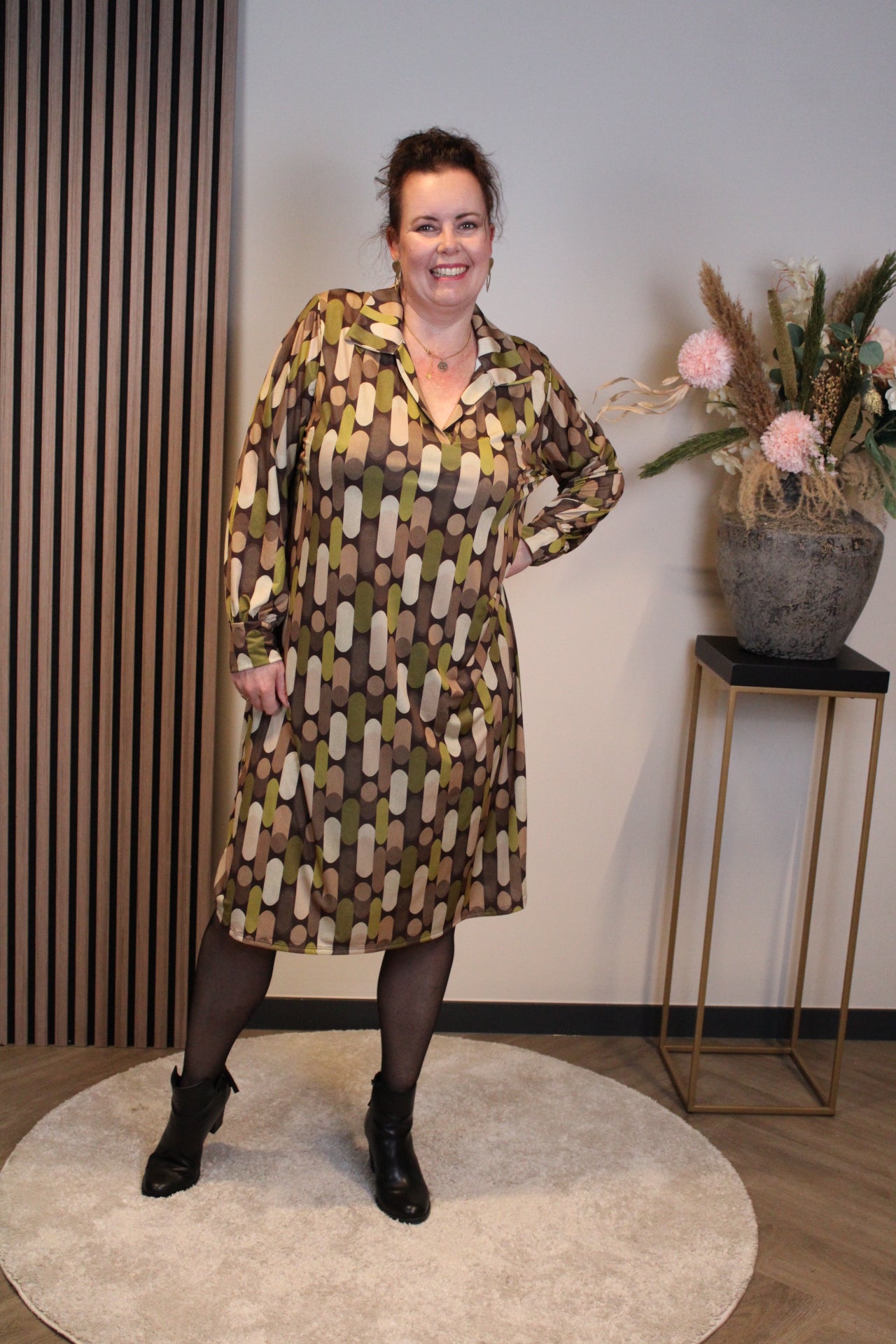 Christa | Grünes Kleid mit langen Ärmeln, Größe 38 bis 44