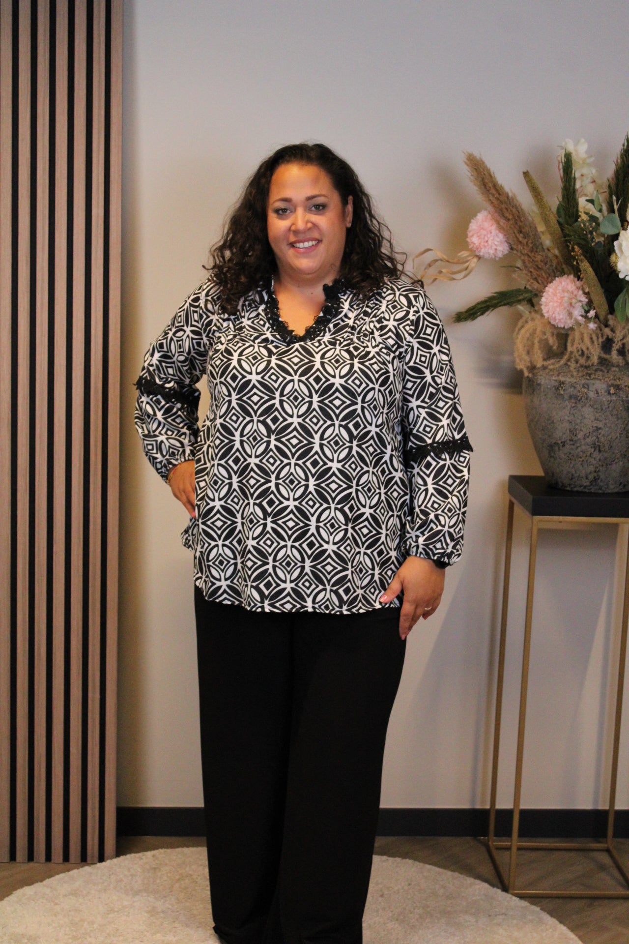 Dora | Bluse schwarz Langarm 52 bis 58