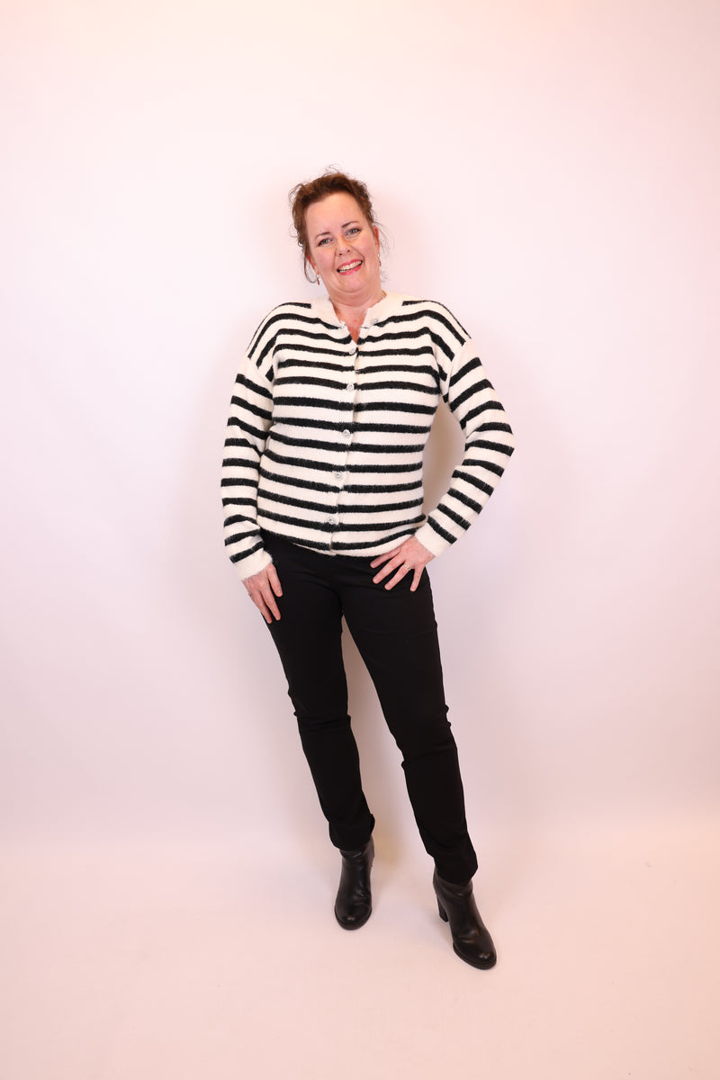 Dora | Bluse schwarz Langarm 52 bis 58